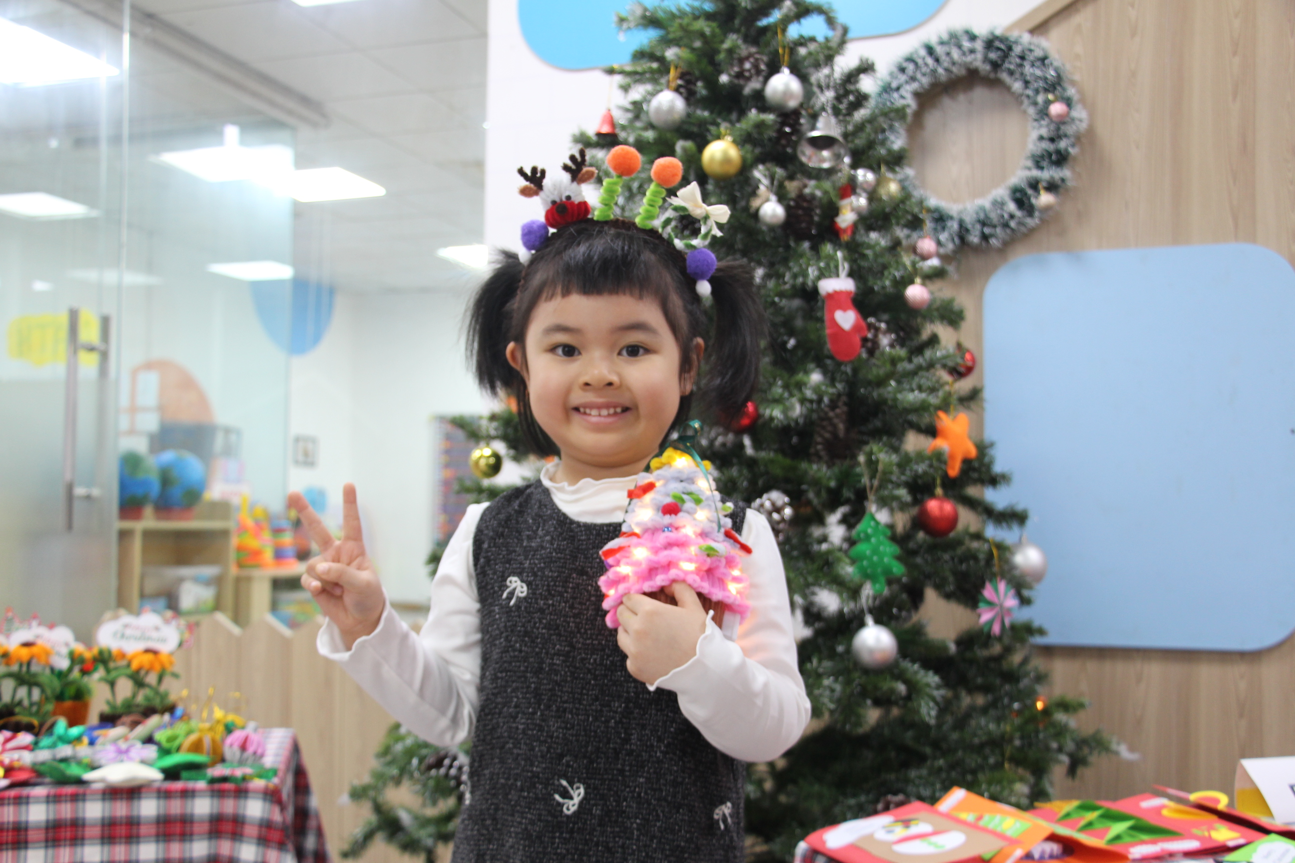 TỔNG KẾT HOẠT ĐỘNG THIỆN NGUYỆN THÁNG 12: “MÙA ĐÔNG ẤM ÁP – GIÁNG SINH YÊU THƯƠNG”